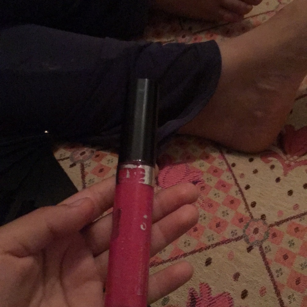 Lip gloss from nyc